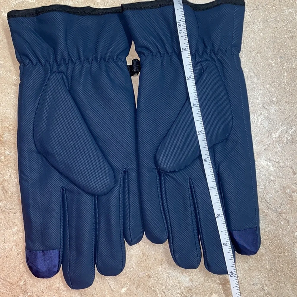 Waterproof plush lined gloves